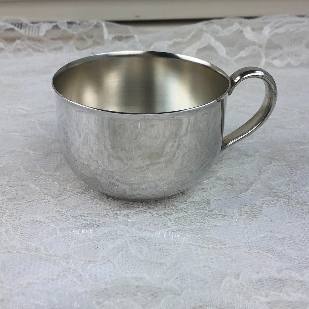 NEW - Vintage Oneida Silver Child's Cup Old Money Collectible Classic Old Money